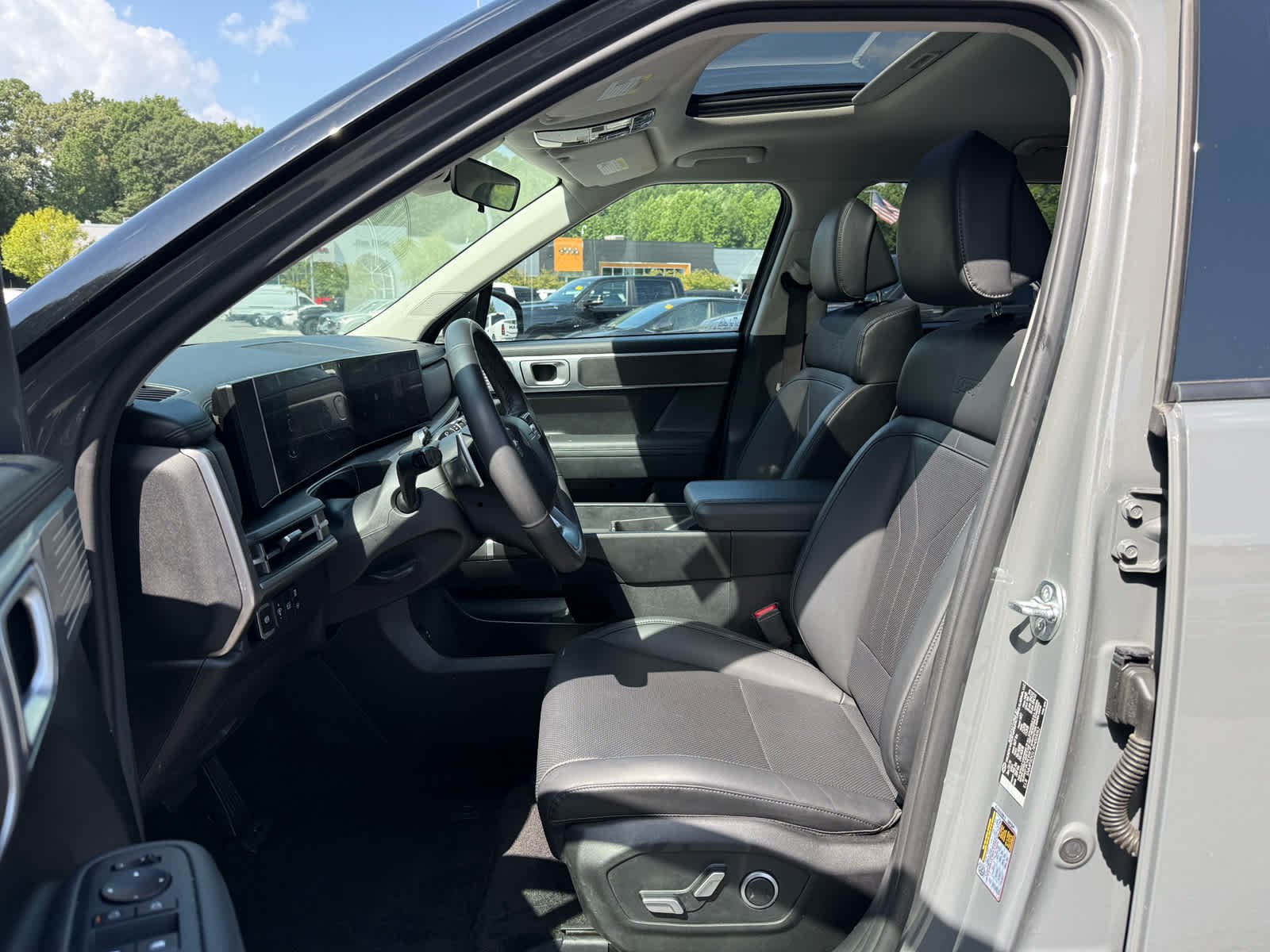 Used 2024 Hampton Gray Hyundai XRT image 12