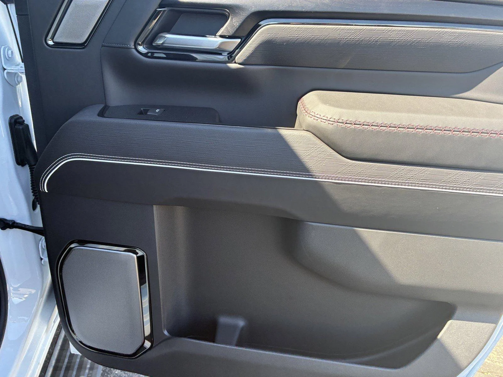 2026 GMC Sierra 2500HD AT4X - Photo 12