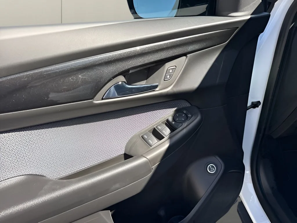 New 2026 Summit White Chevrolet LT image 12