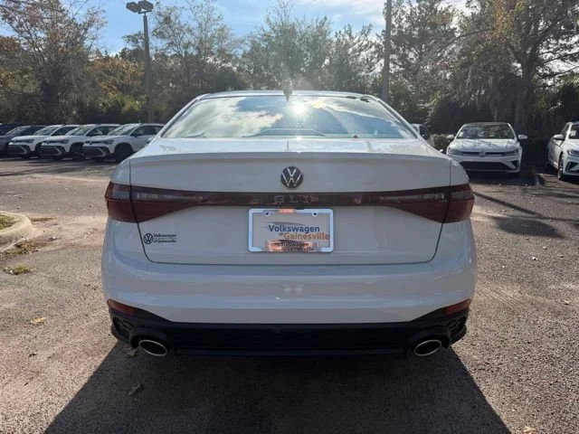 New 2026 Pure White w/Deep Blk Rf Volkswagen Autobahn image 5
