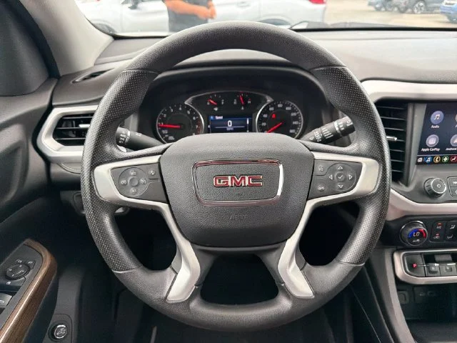 Used 2023 White GMC SLE image 10
