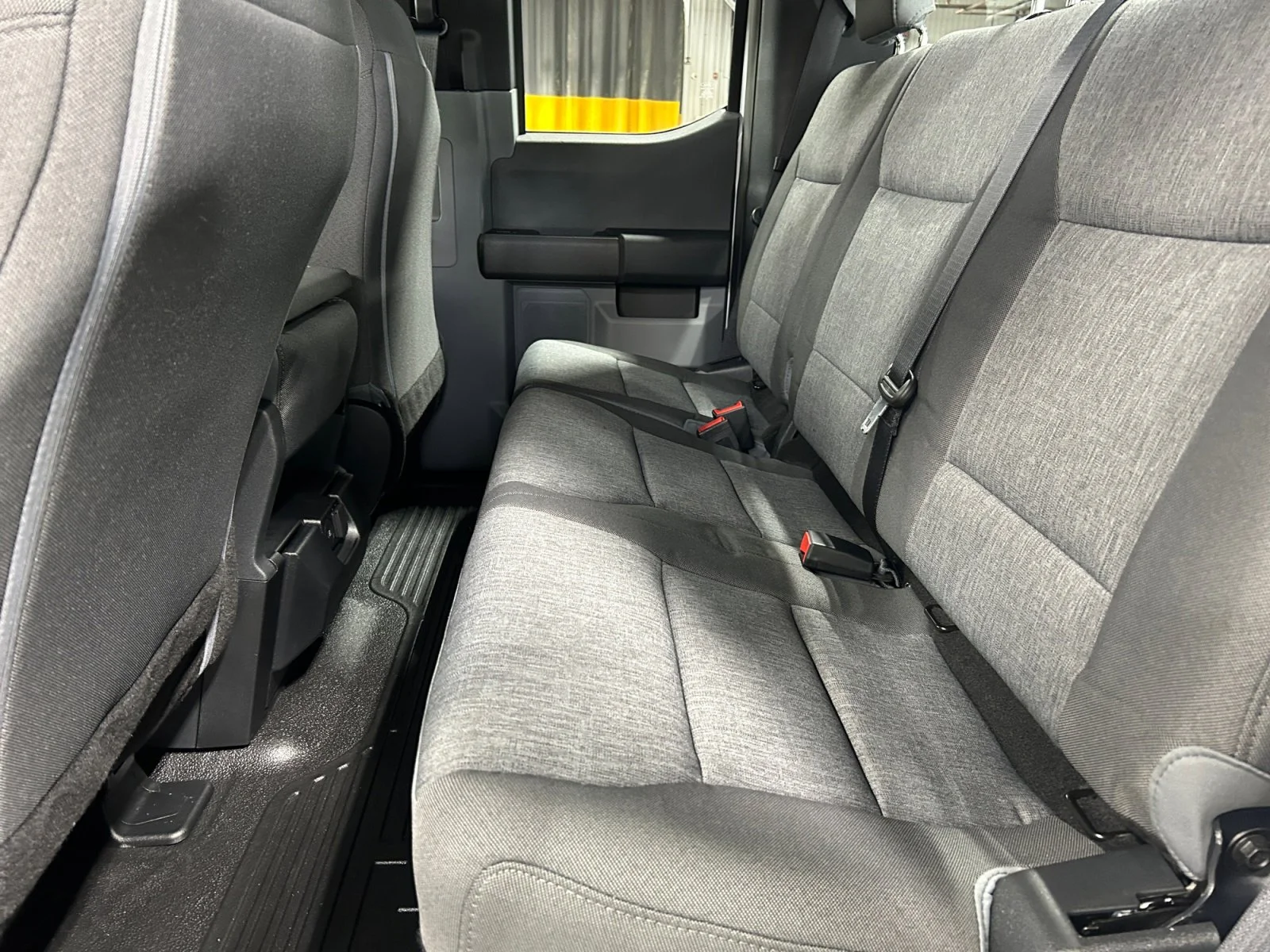 New 2026 Oxford White Ford XL image 17