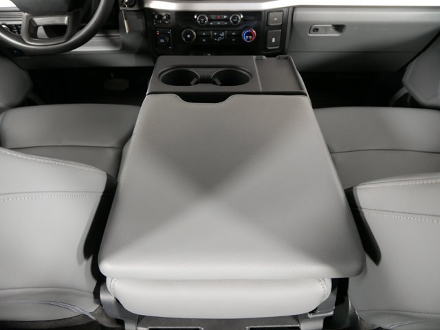 Used 2025 Oxford White Ford Crew Cab XL image 32