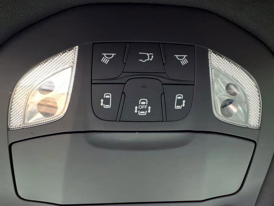 Used 2025 Ceramic Gray Clearcoat Chrysler Limited image 21