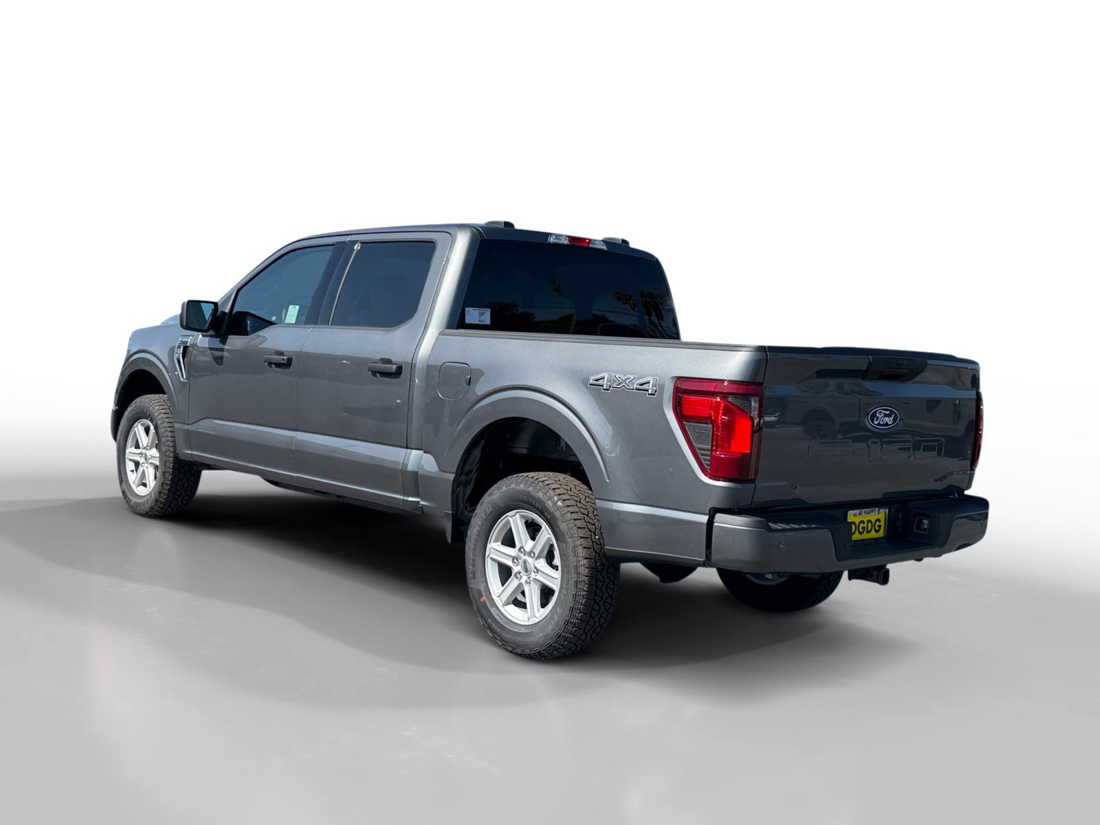 New 2026 Carbonized Gray Metallic Ford XLT image 3