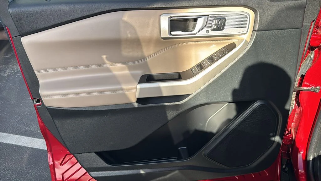 Used 2021 Red Ford Limited image 18