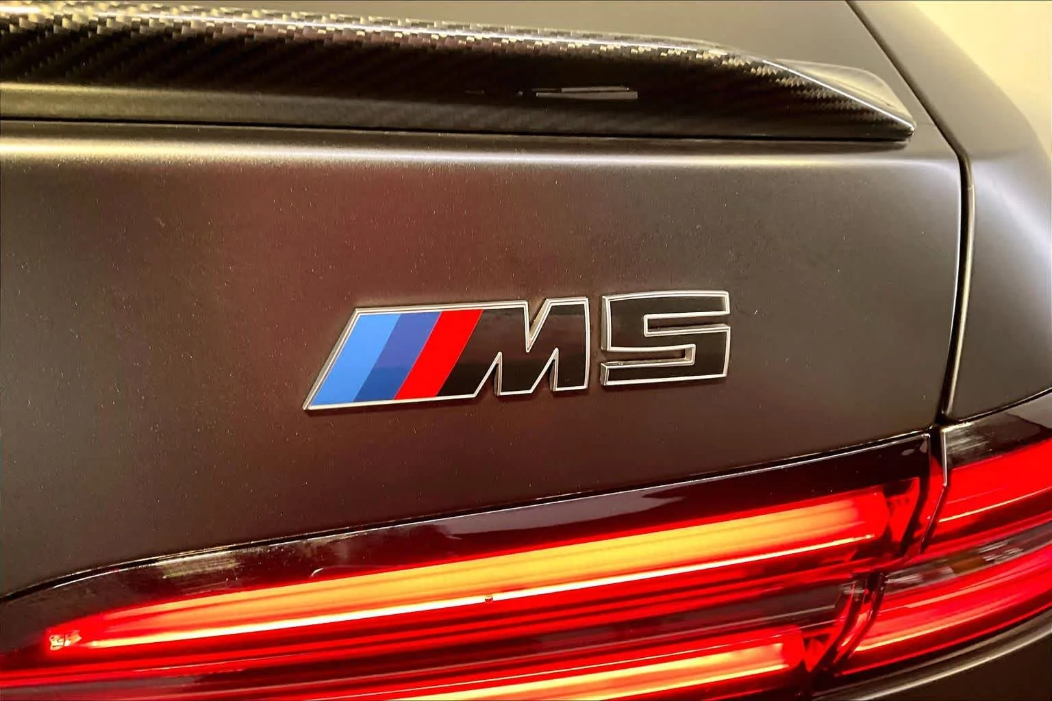 Used 2026 Dark Graphite Metallic BMW  image 10