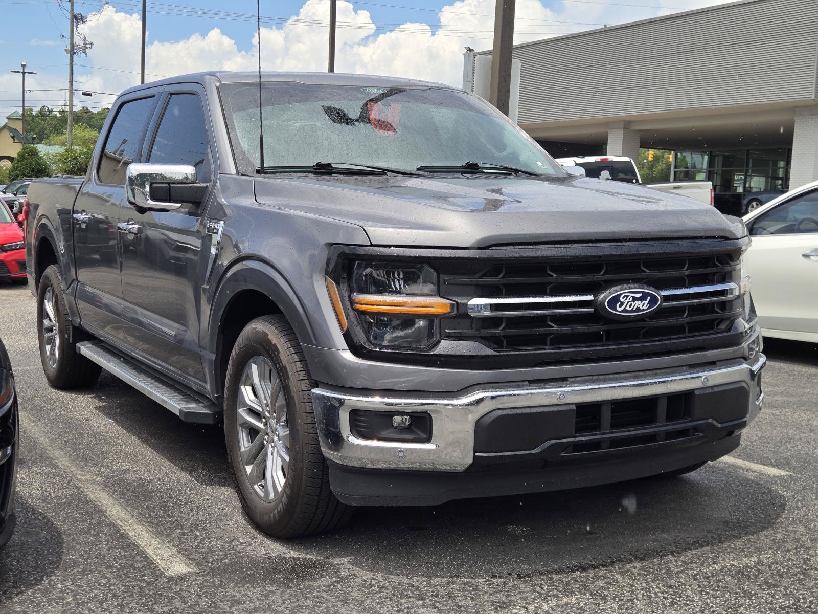 Used 2024 Gray Metallic Ford XLT image 3