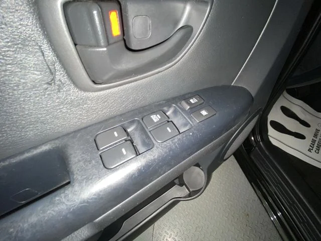 Used 2013 Gray Kia Base image 13