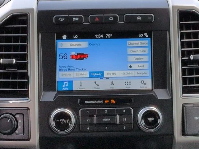 Certified Used 2019 Silver Spruce Ford Lariat image 18
