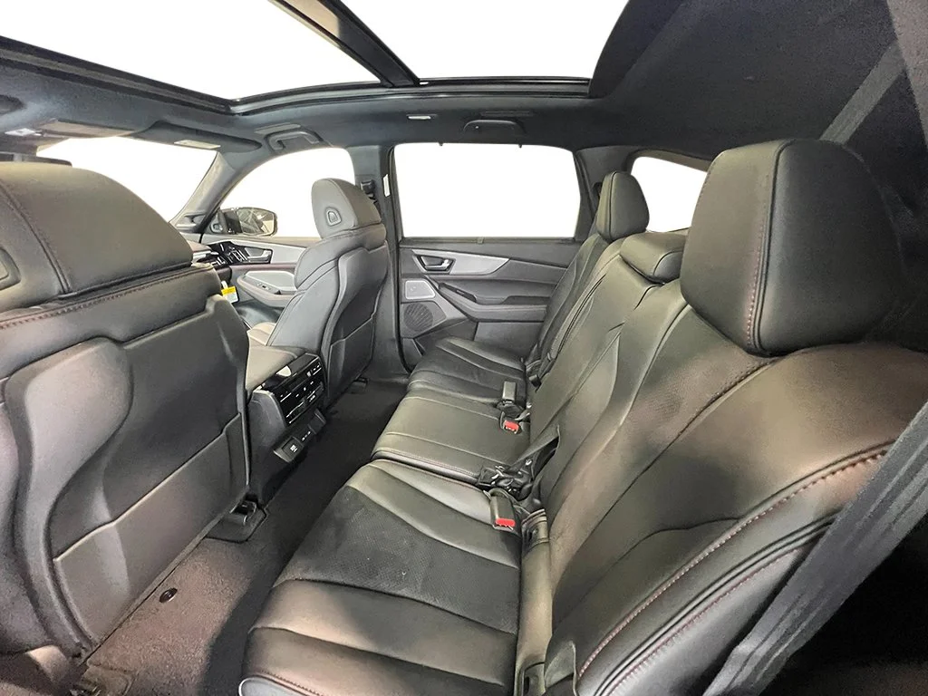 New 2026 Platinum White Pearl Acura w/A-Spec Package image 31
