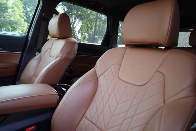 Used 2025 Ebony Black Kia EX X-Line image 23