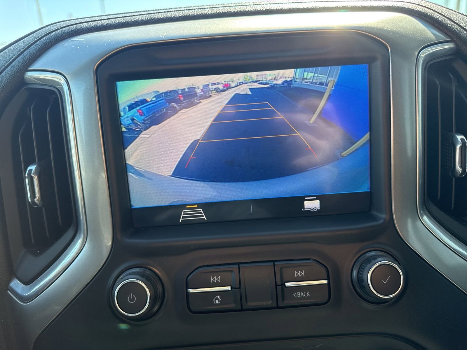 2019 Chevrolet Silverado 1500 RST - Photo 24