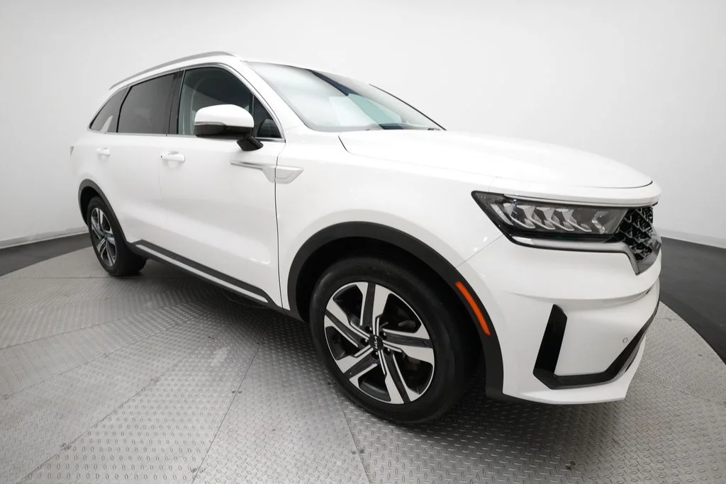Used 2023 White Kia EX image 37