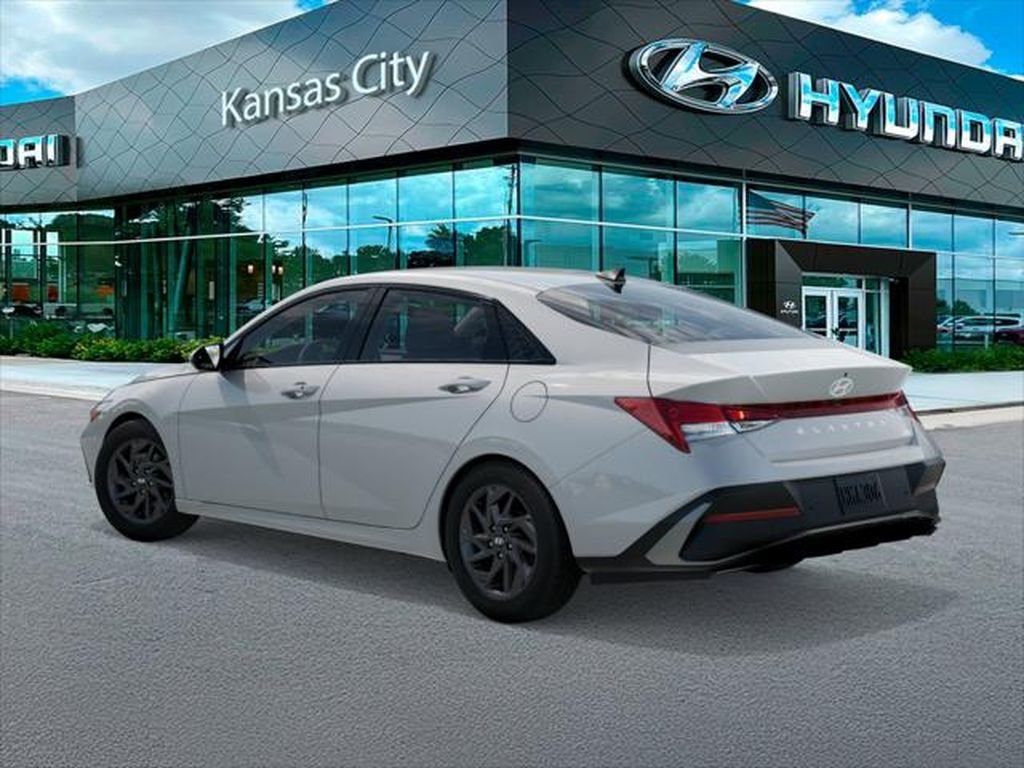 New 2026 Serenity White Hyundai Blue image 5