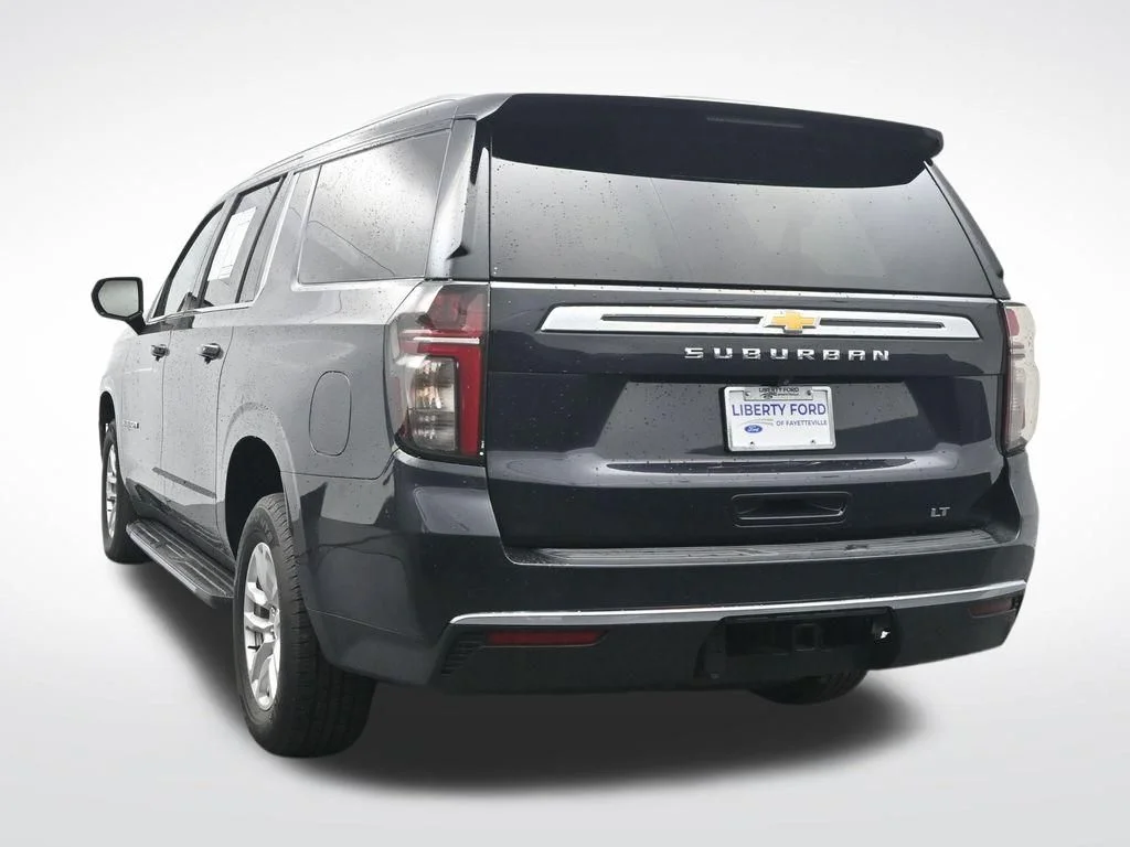 2023 Chevrolet Suburban LT - Photo 9