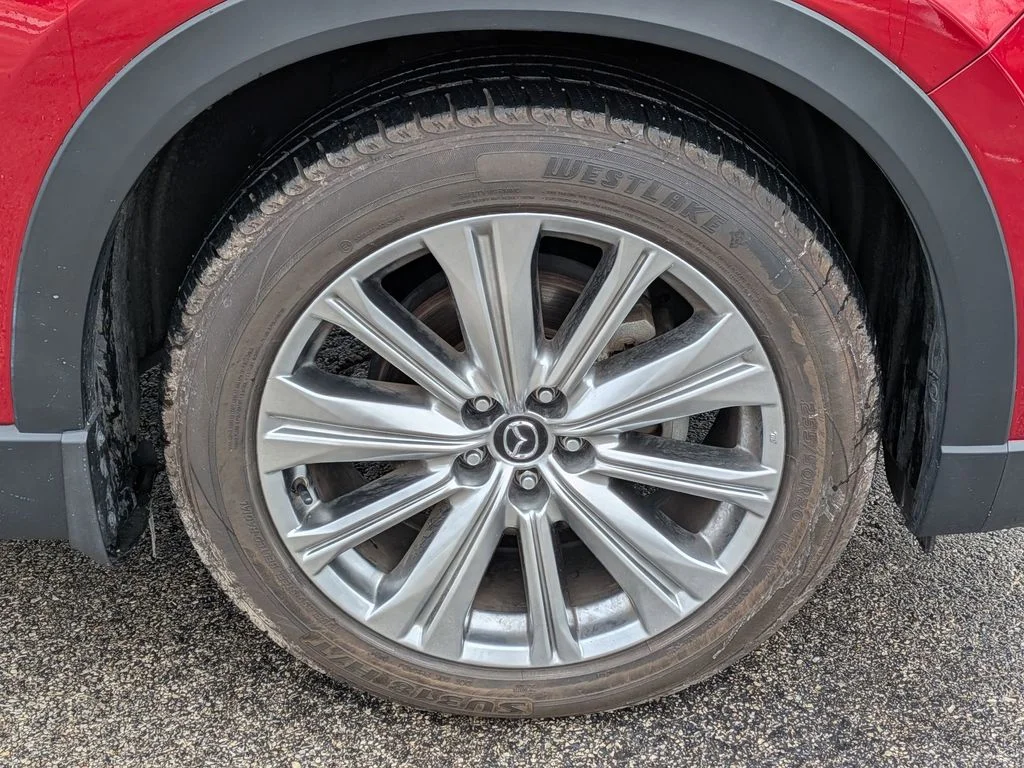 Used 2022 Red Mazda Signature image 9