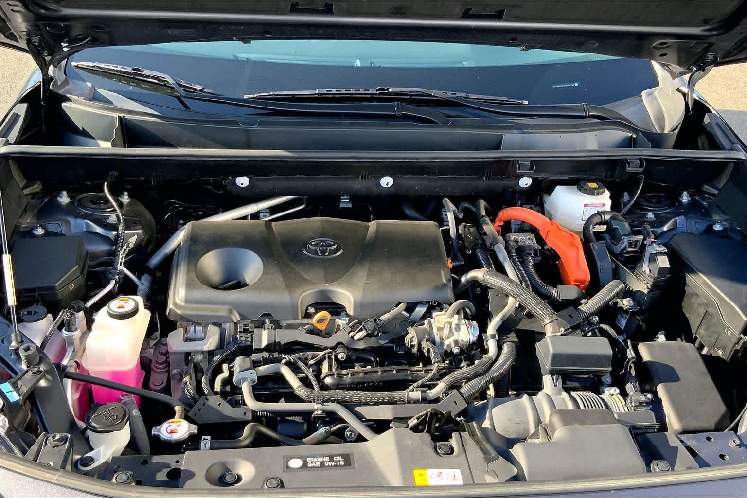 Used 2022 Magnetic Gray Metallic Toyota Hybrid XLE image 63