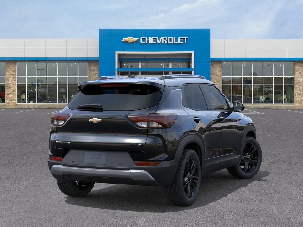 New 2026 Mosaic Black Metallic Chevrolet LT image 4
