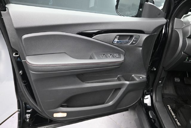 New 2026 Crystal Black Pearl Honda Black Edition image 16