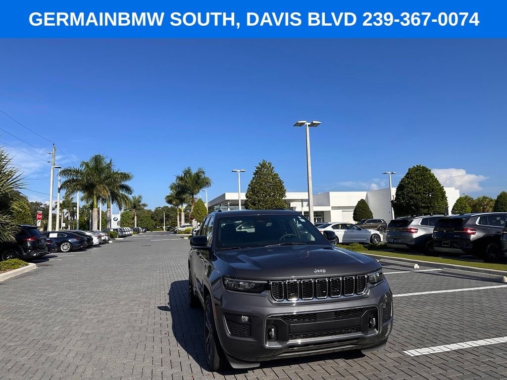 Used 2021 Bright White Clearcoat Jeep Overland image 33