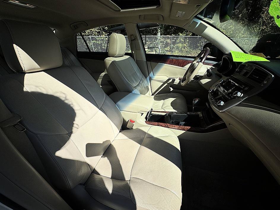 Used 2012 Blizzard Pearl Toyota Limited image 16