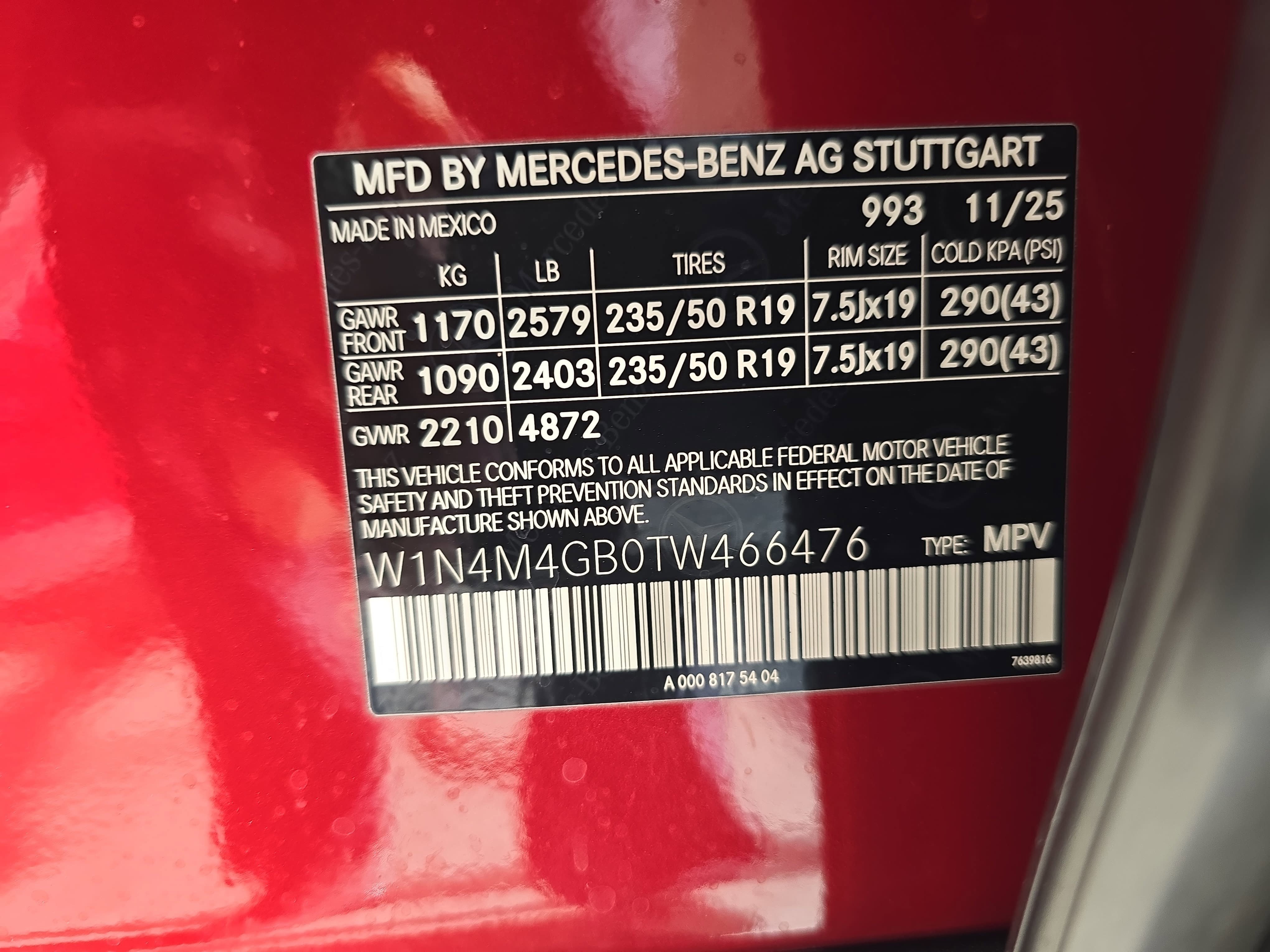 New 2026 MANUFAKTUR Patagonia Red Metallic Mercedes-Benz GLB250 image 37