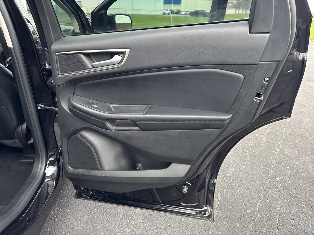 2022 Ford Edge SEL - Photo 28