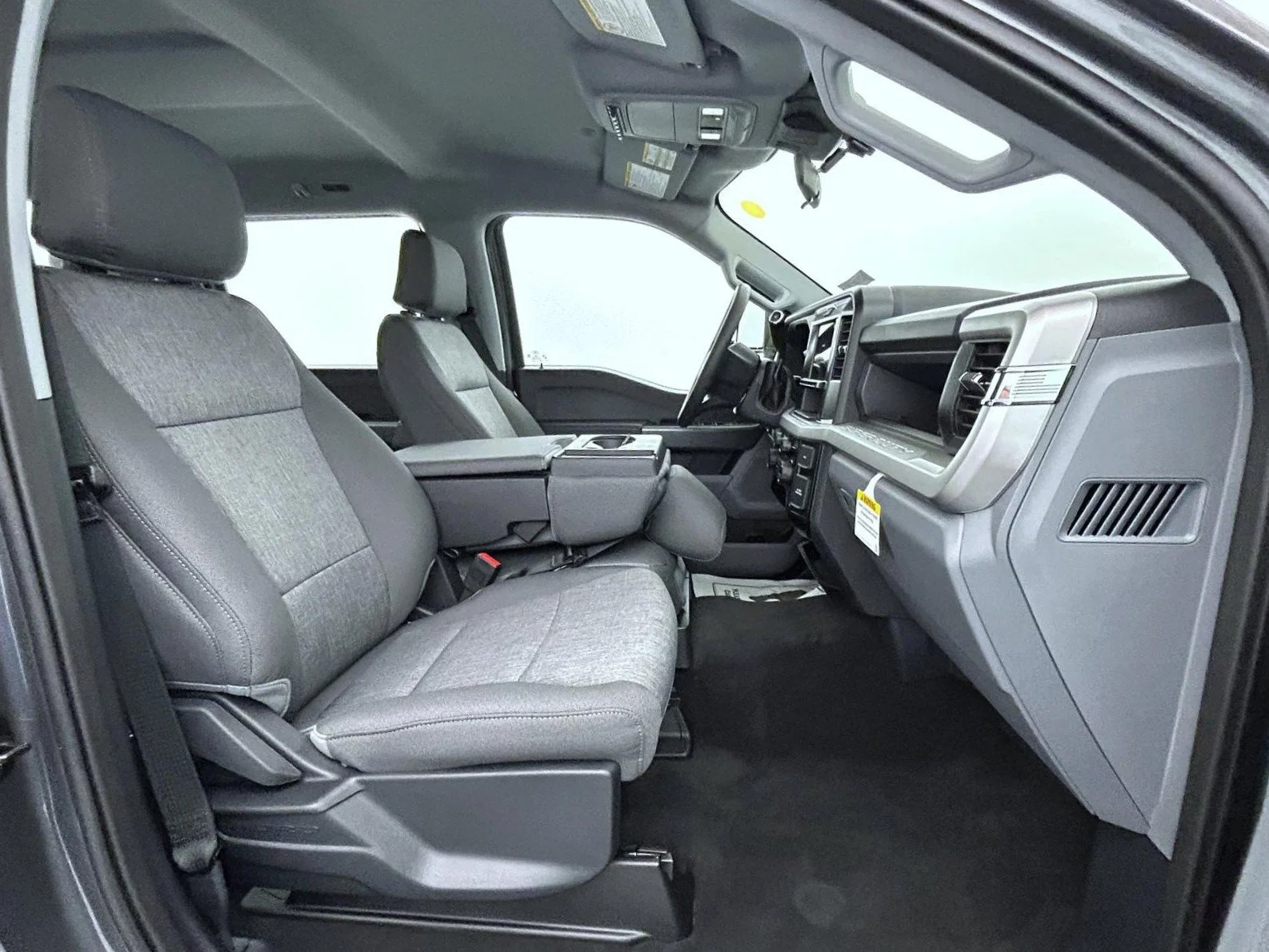 New 2026 Gray Ford XL image 15