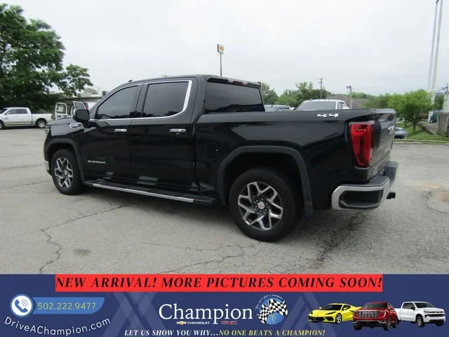 Used 2023 Onyx Black GMC SLT image 8