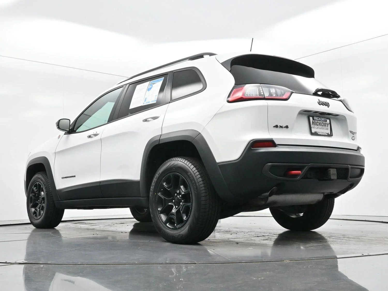 Used 2022 White Jeep Trailhawk image 46