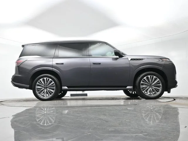 Used 2025 Anthracite Gray INFINITI LUXE image 33