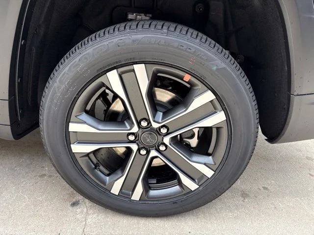 New 2027 Black Jeep Limited image 7