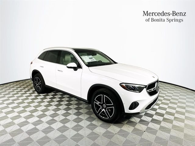 2026 Mercedes-Benz GLC GLC 300 4MATIC's photo