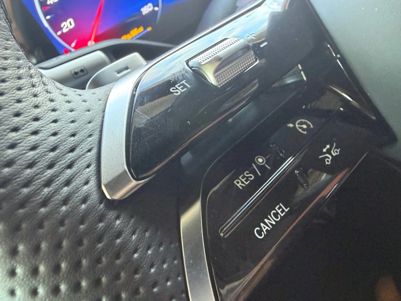 New 2027 Blue Mercedes-Benz GLE 450 image 25