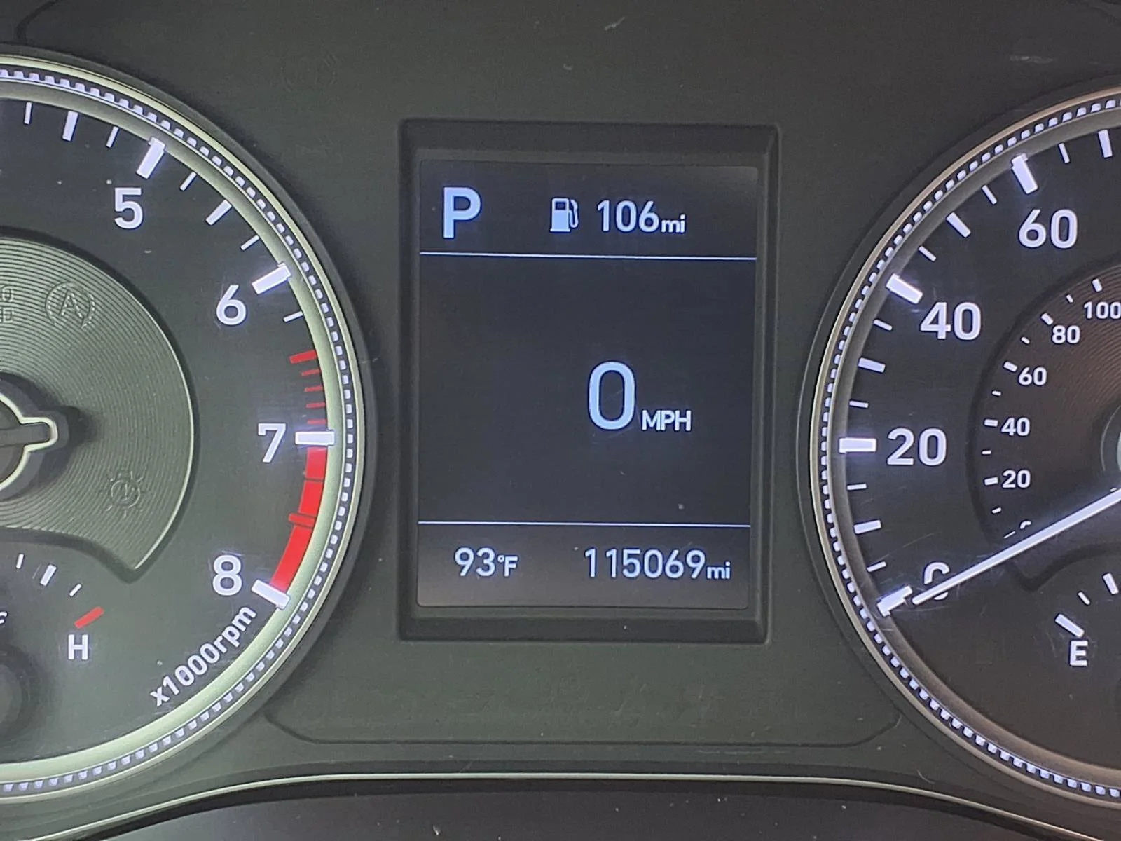 Used 2020 Machine Gray Hyundai SE image 20