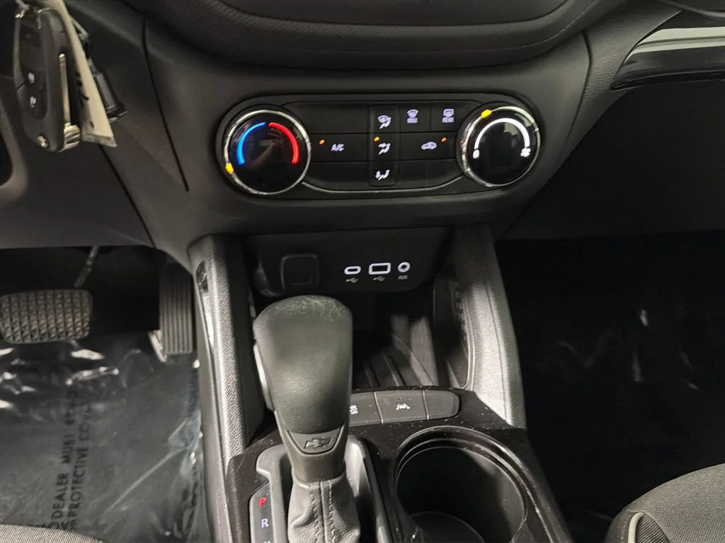 2022 Chevrolet Trailblazer LS - Photo 23