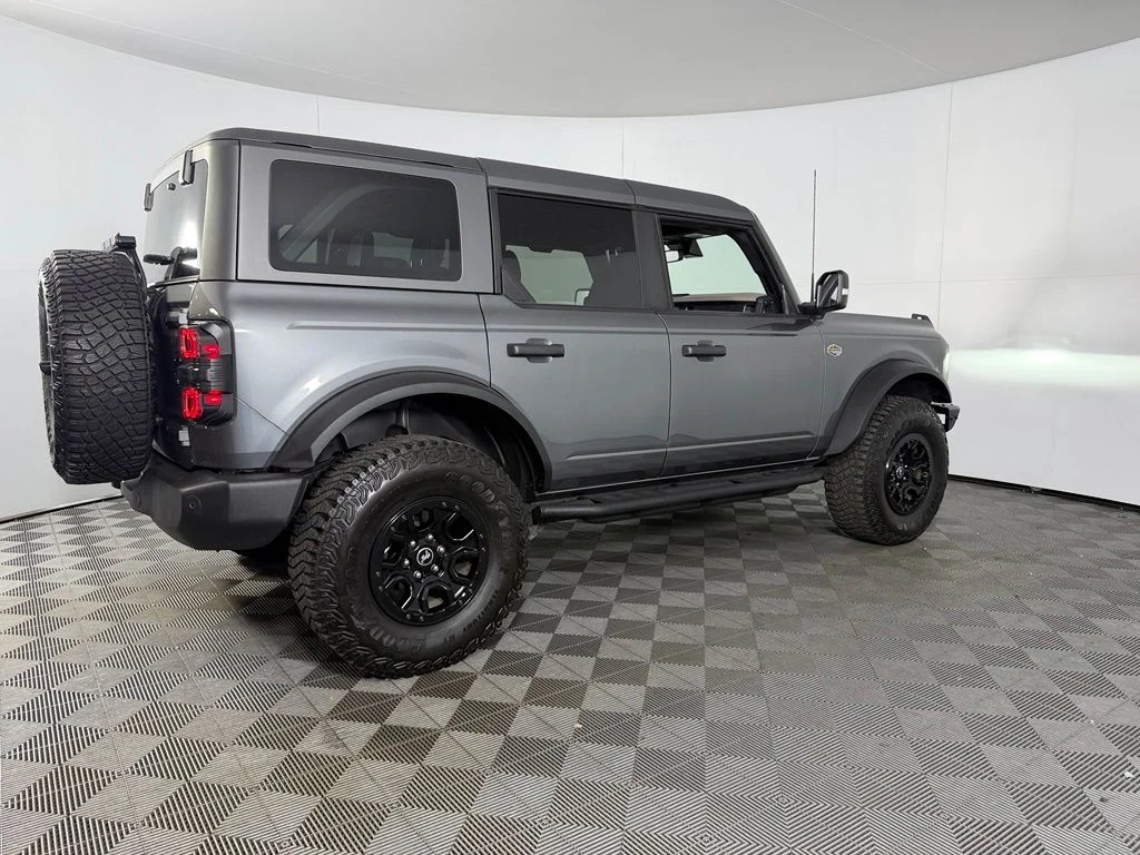 Certified Used 2024 Gray Ford Wildtrak image 8