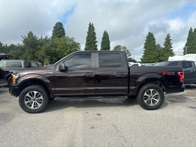 Used 2019 Red Ford XL image 8
