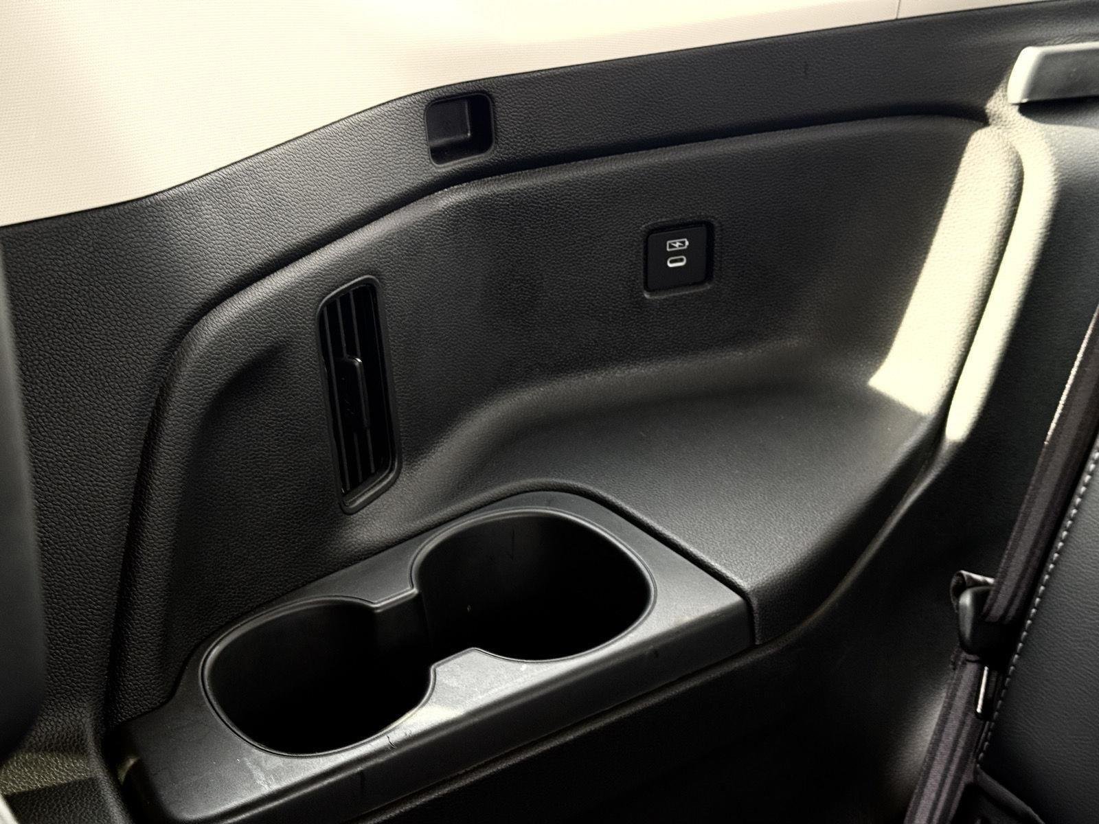Used 2025 Crystal Black Pearl Honda EX-L image 30