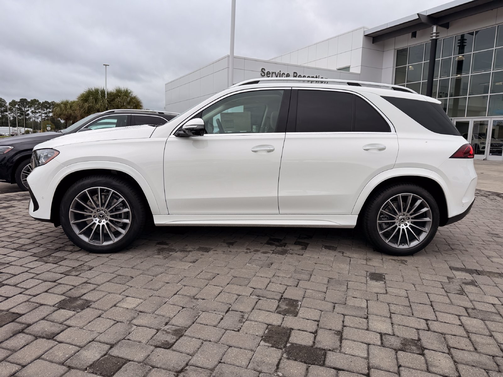 New 2027 Polar White Mercedes-Benz GLE 350 image 11
