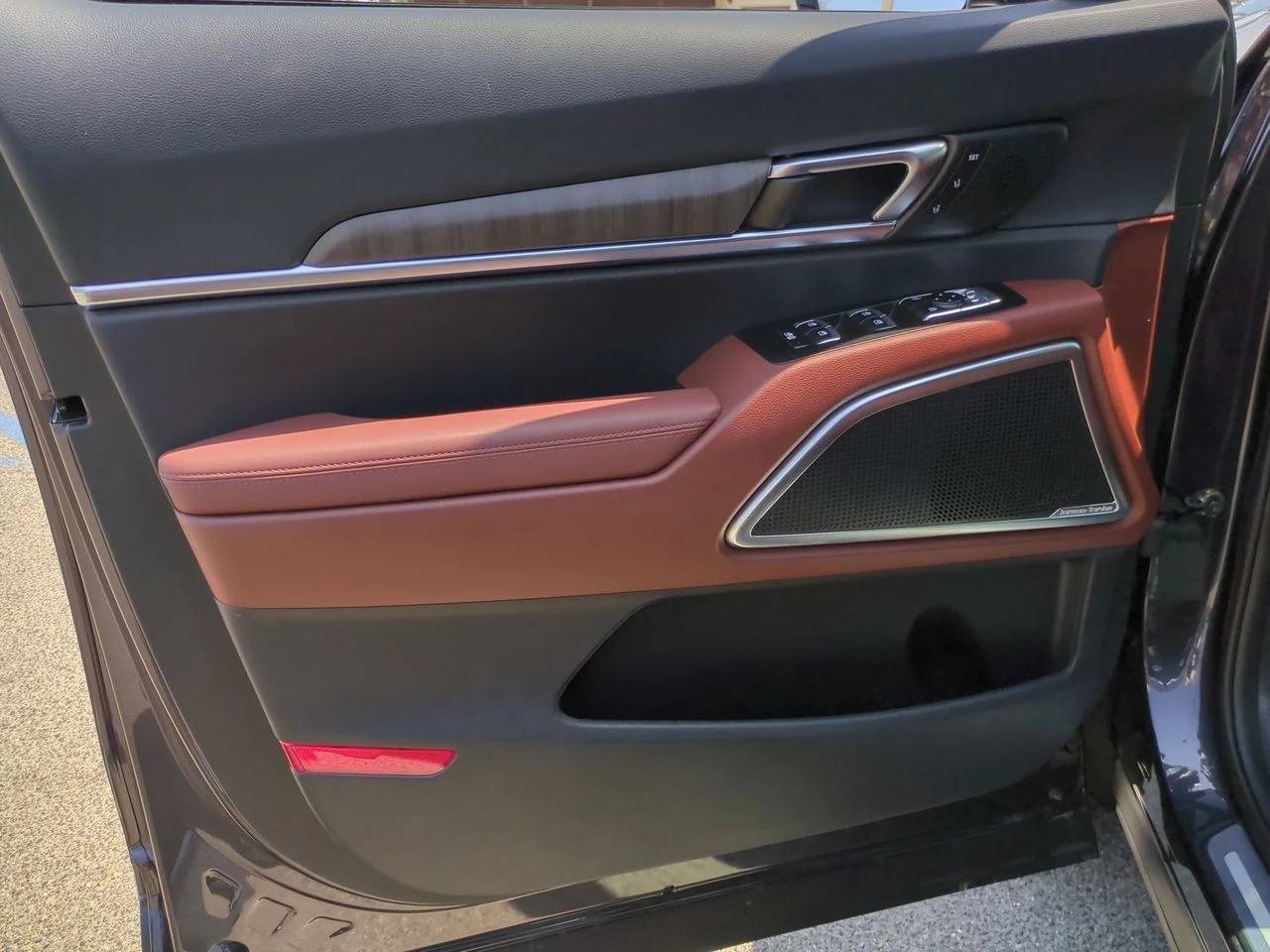 2025 Kia Telluride SX Prestige - Photo 23