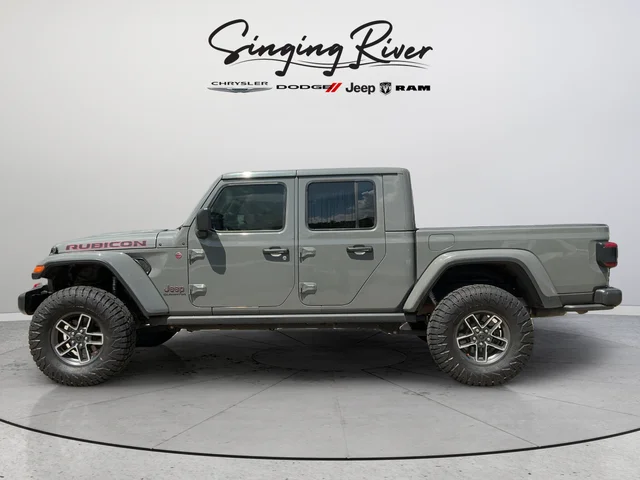 Used 2021 Gray Jeep Rubicon image 4
