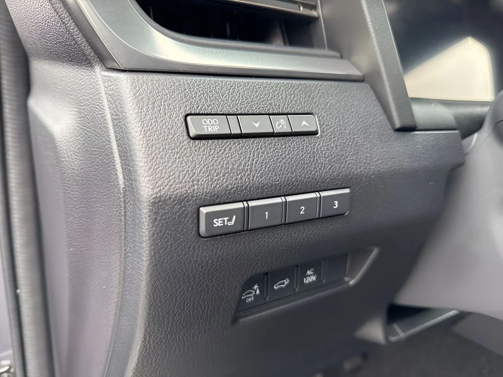 Used 2024 Gray Lexus 550 Luxury image 11