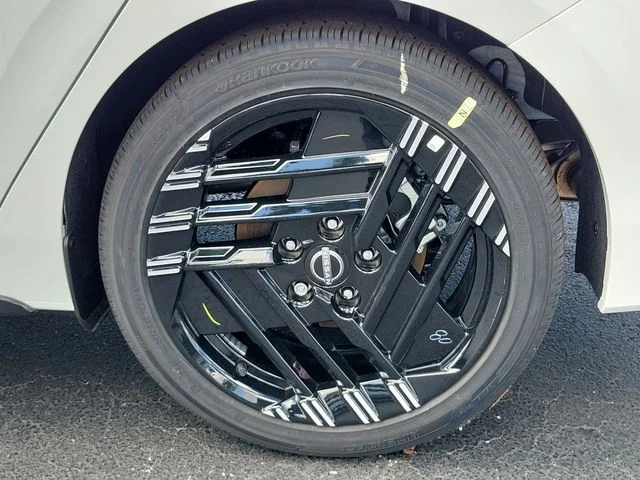 New 2026 Aspen White TriCoat Nissan SR image 10