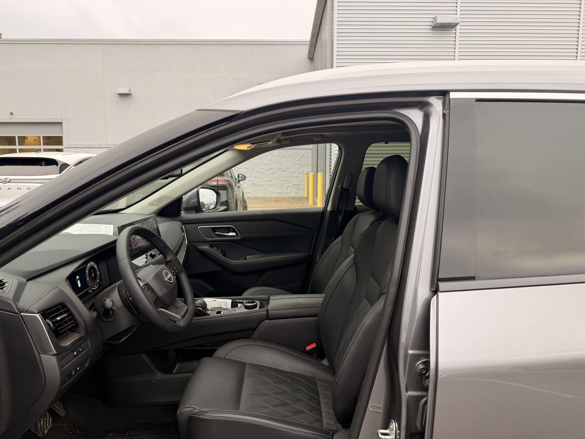 Used 2026 Gun Metallic Nissan Platinum image 6
