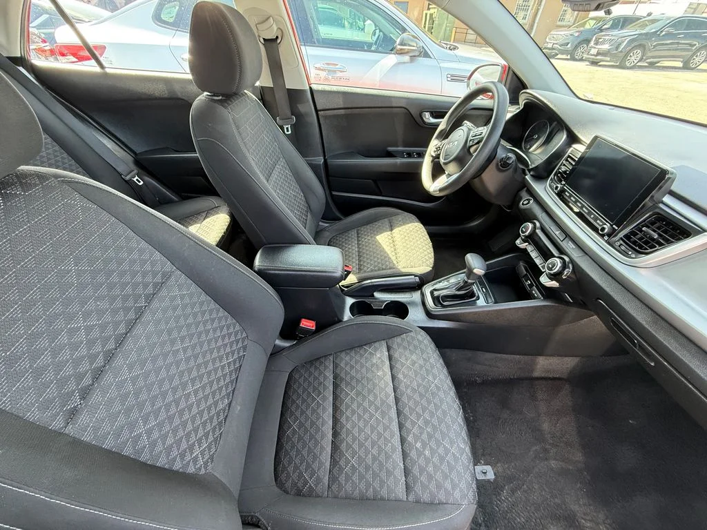 Used 2023 Red Kia S image 20