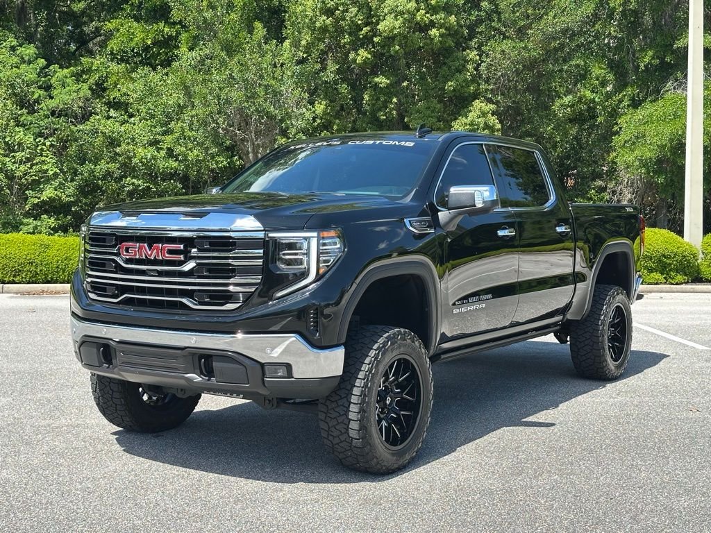 2024 GMC Sierra 1500 SLT