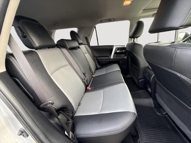 Certified Used 2023 SILVER ME. Toyota  image 6