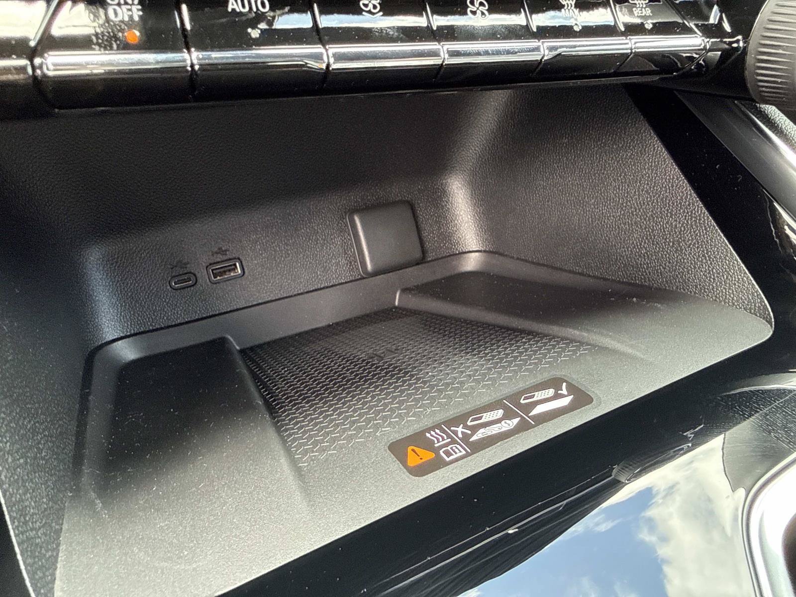 2026 Chevrolet Traverse LT - Photo 28